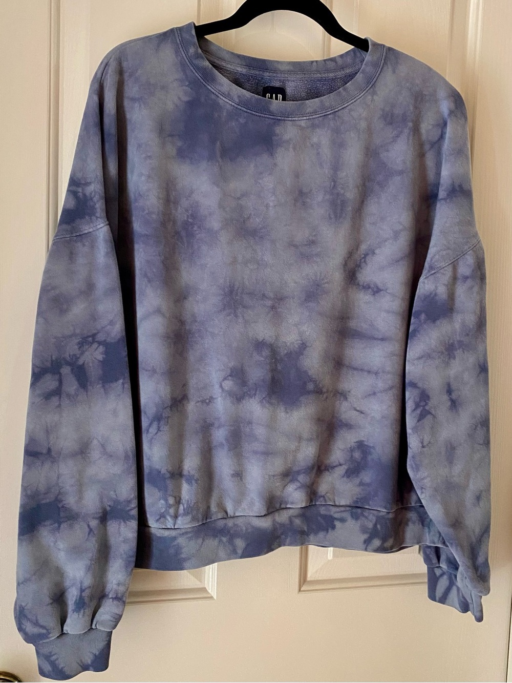 Gap Tie-Dye Crewneck Sweatshirt